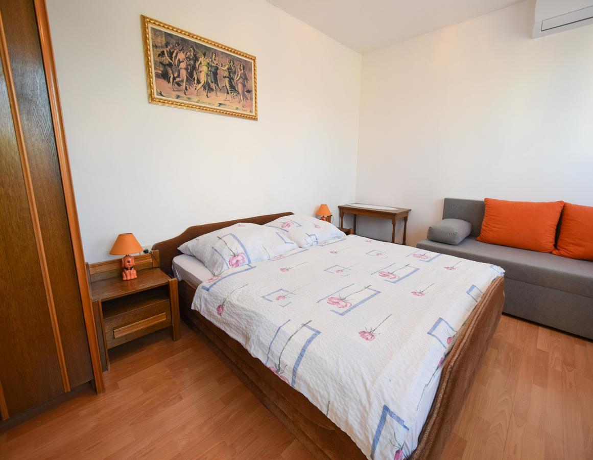 Apartment Toni Malinska Extérieur photo