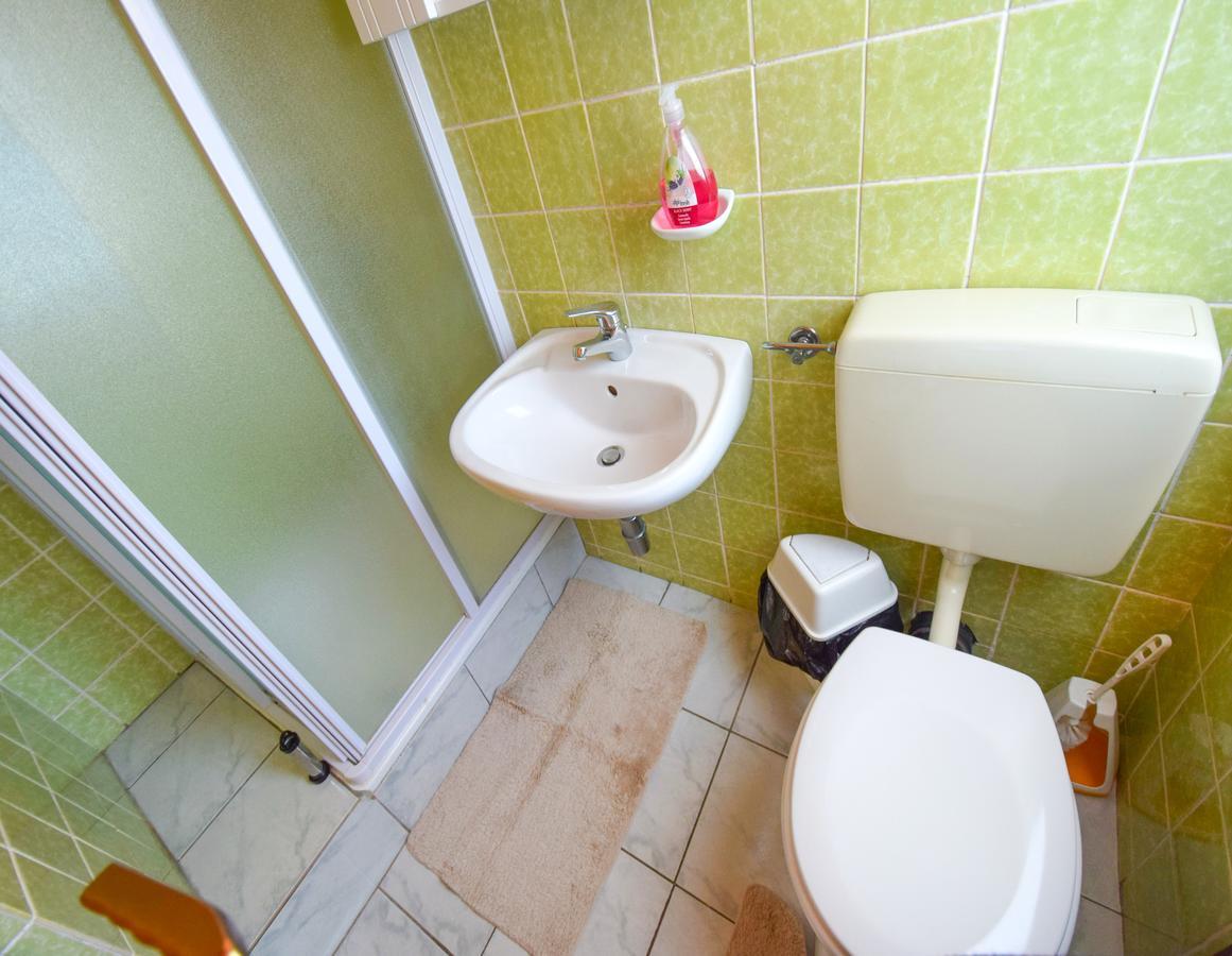 Apartment Toni Malinska Extérieur photo