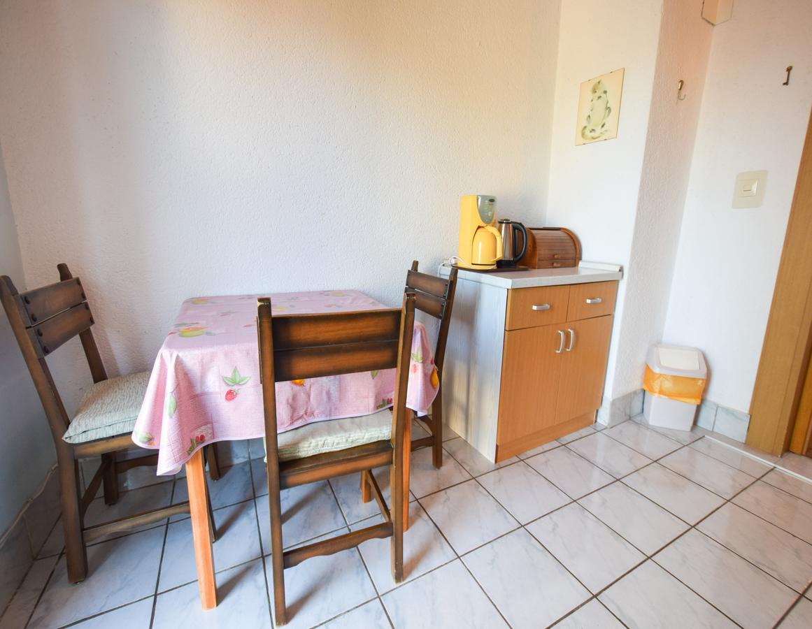Apartment Toni Malinska Extérieur photo